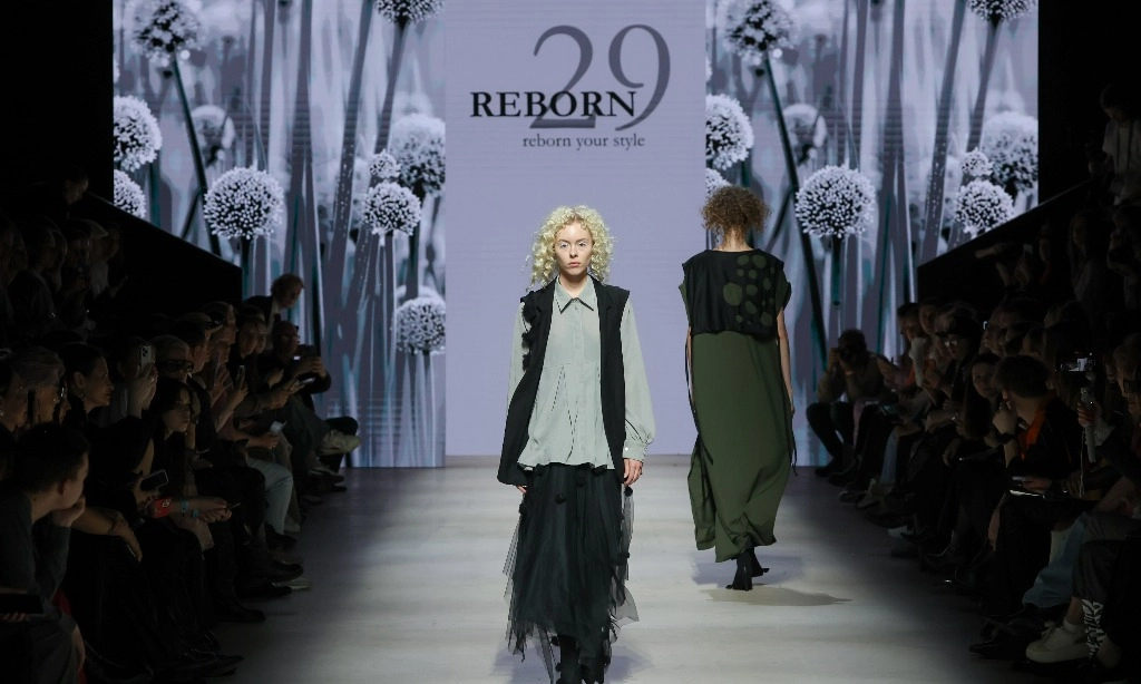 <p id="isPasted">Reborn29 Perkenalkan Kain Khas Baduy Di Moscow Fashion Week</p>
