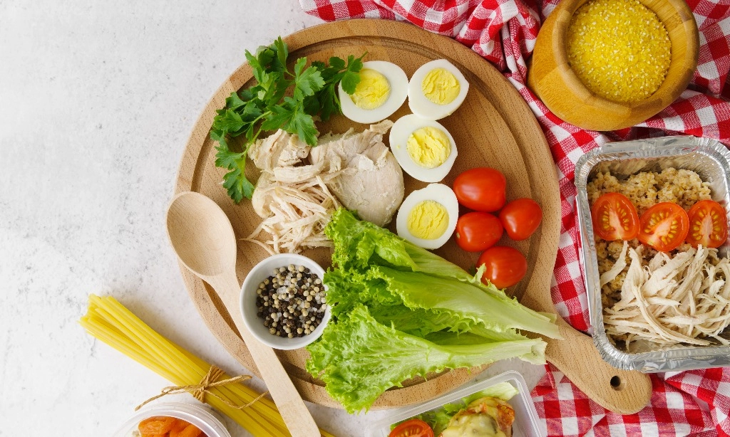 <p>Kiat Jaga Tubuh Tetap Sehat Selama Lebaran</p>