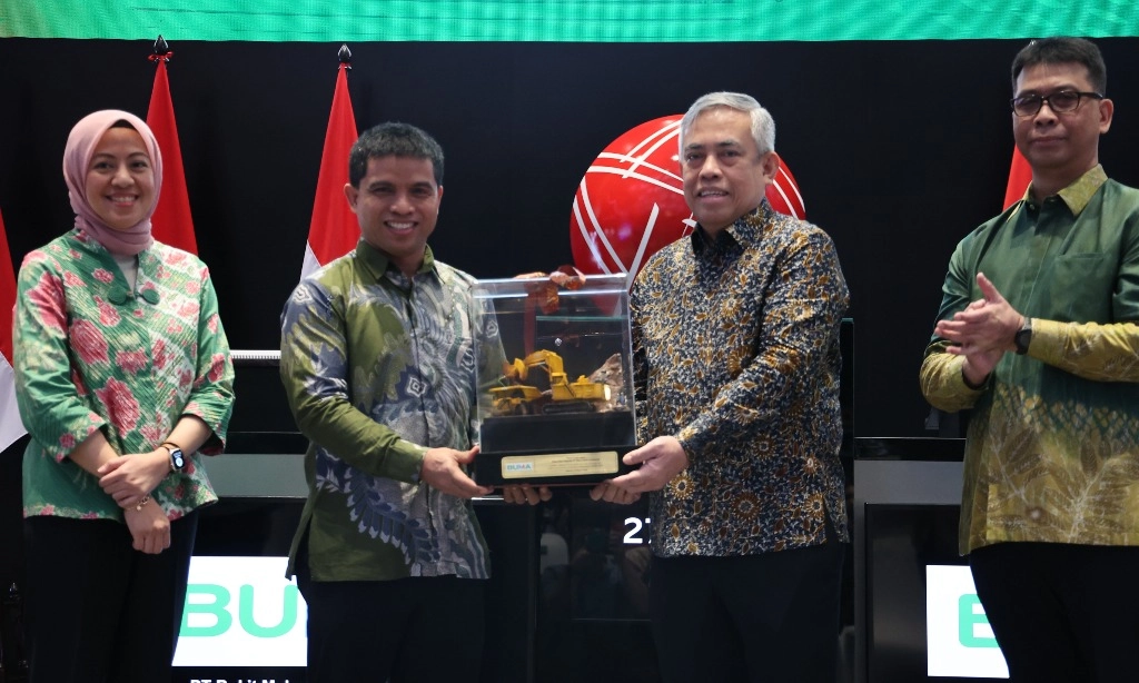 <p dir="ltr" id="isPasted">BUMA Catat Sukuk Ijarah Senilai Rp2 Triliun</p>