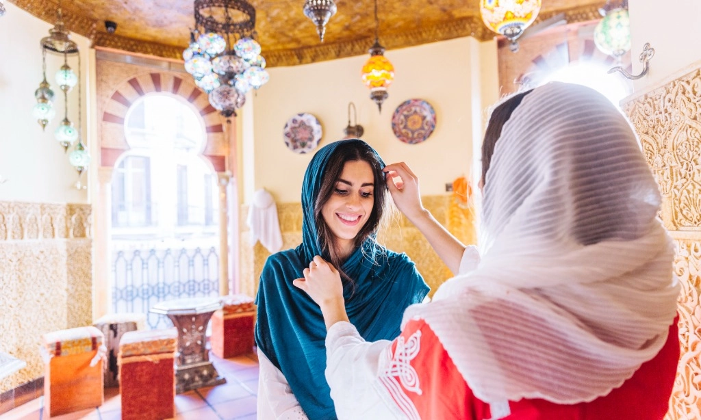 <p>Lebaran Jadi &lsquo;Titik Temu&rsquo; Tradisi Lama dan Budaya Generasi Baru</p>