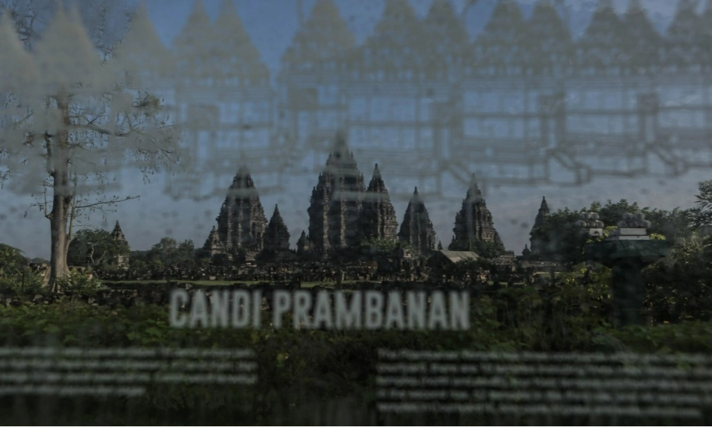 <p>&quot;Prambanan Dalam Sunyi&quot;, Simbol Penghormatan Hari Suci Nyepi</p>