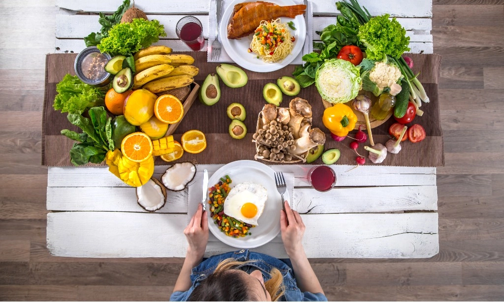 <p id="isPasted">Kembali Ke Pola Makan Seimbang Usai &#39;Kalap&#39; Menu Lebaran</p>