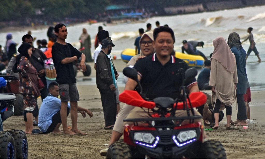 <p>Polisi Perketat Keamanan Objek Wisata</p>