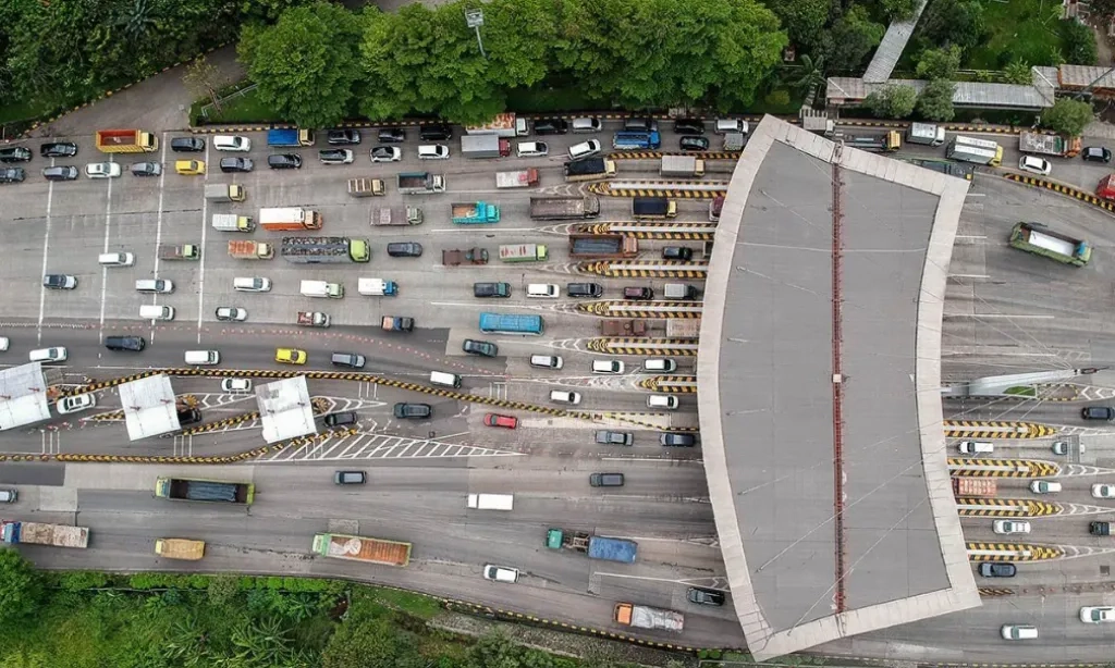 <p>Jasa Marga: Nyaris 500 Ribu Kendaraan Masuk Jabotabek Hingga H+2 Lebaran</p>