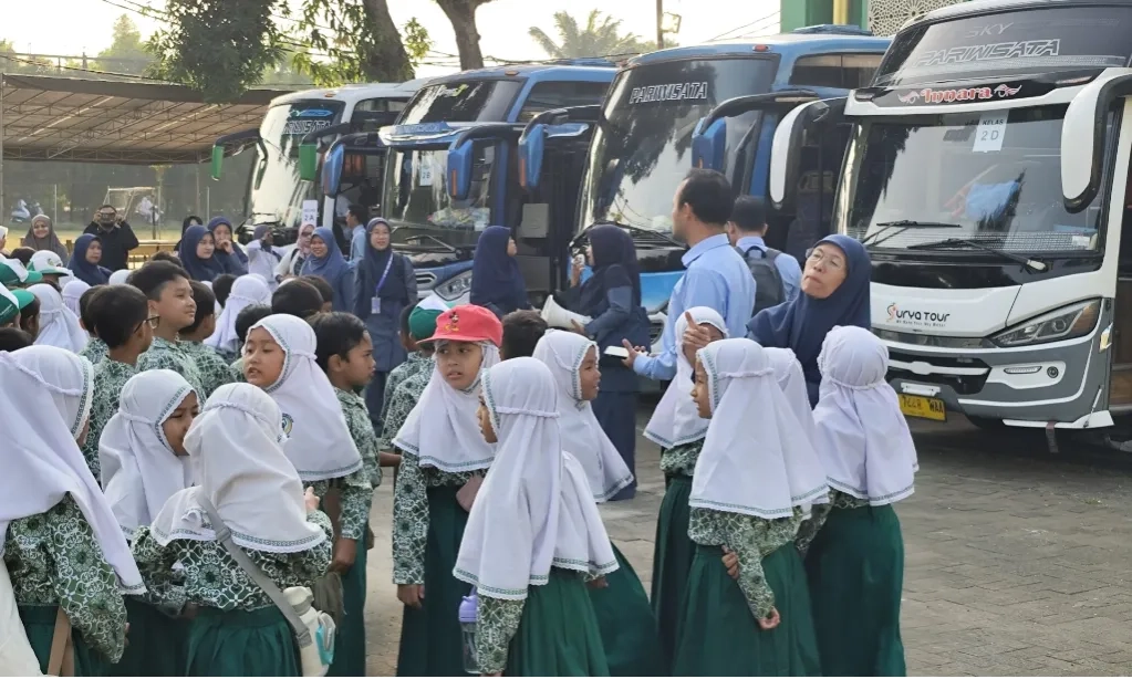 <p id="isPasted">Utak-Atik Taktik Bus Pariwisata Hadapi Larangan Karyawisata</p>