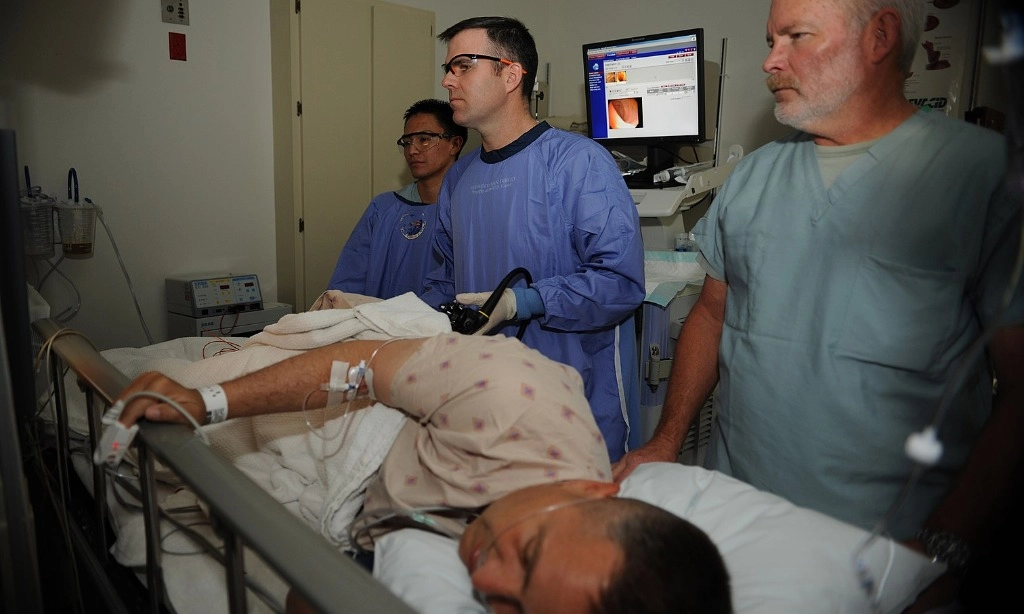 <p>Deteksi Dini Krusial Kanker Kolon Lewat Kolonoskopi</p>