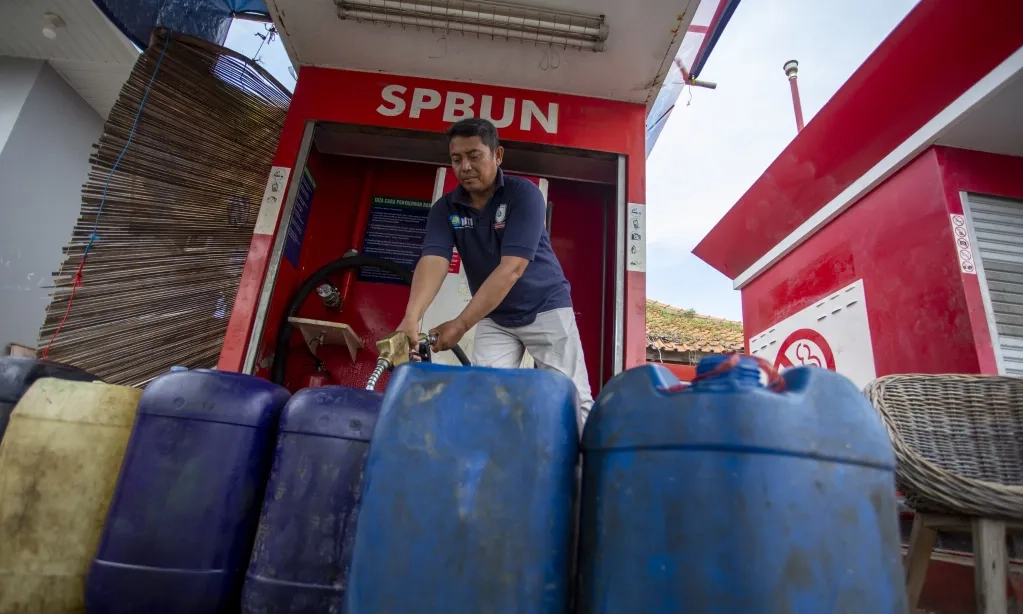 <p id="isPasted">Bahlil Rencanakan Penambahan Enam SPBUN Di Maluku</p>