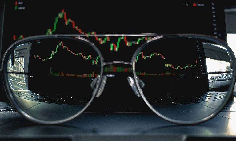 <p dir="ltr" id="isPasted">Di Tengah Penurunan BTC, Investor Bisa Ambil Langkah Strategis Dan Disiplin&nbsp;</p>