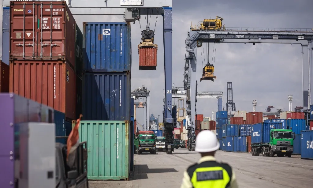 <p>Strategi Campuran Diyakini Jadi Solusi Kenaikan Tarif Impor AS</p>