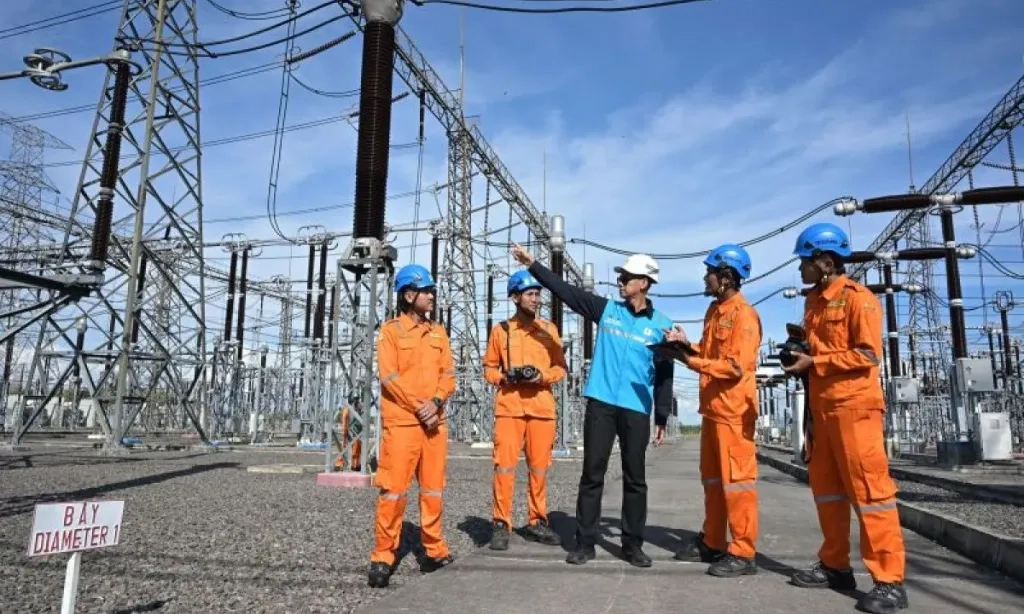 <p>PLN Hasilkan Lebih Dari 635 GWh Listrik Bersih Selama Ramadan-Idulfitri 2025</p>