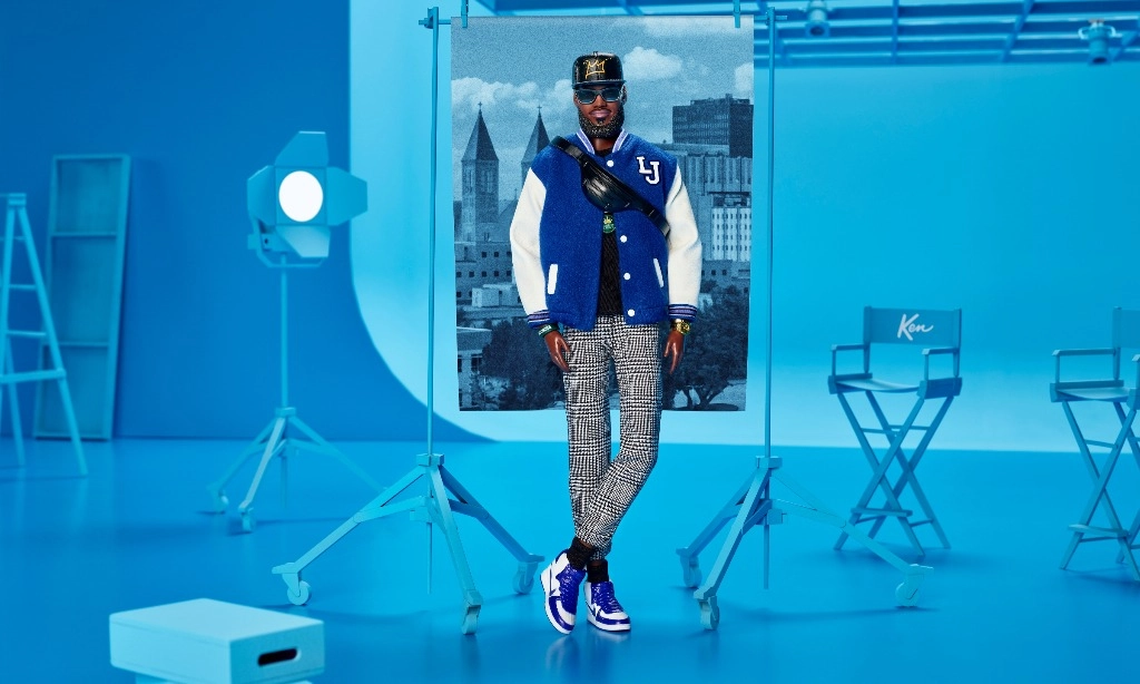 <p>Jadi Kenbassador, Barbie Buat Boneka LeBron James</p>