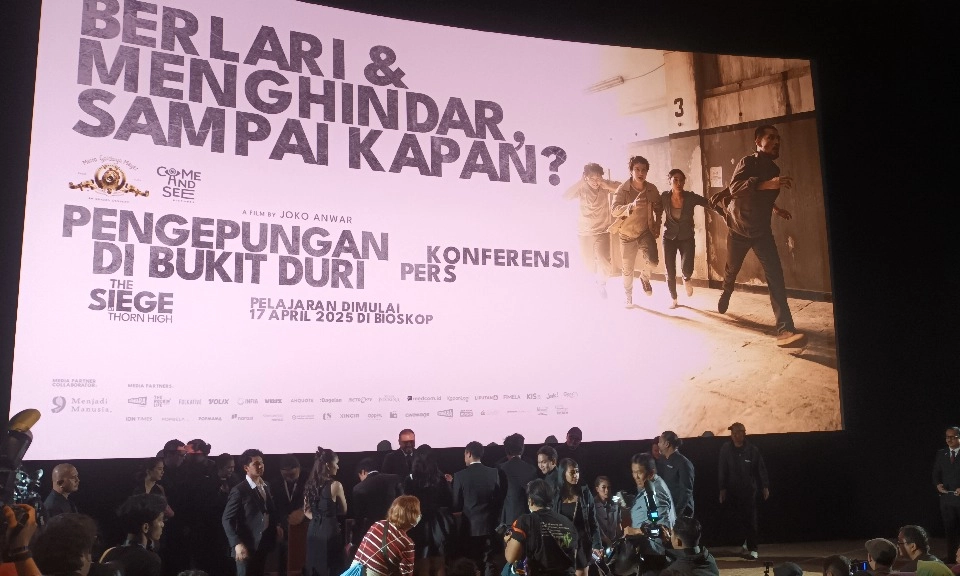 <p><em>Pengepungan Di Bukit Duri</em>, Kekerasan dan Bayang Petaka Sosial Indonesia</p>