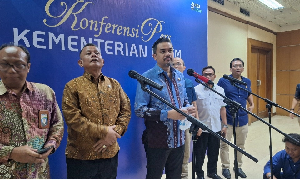 <p>Pemerintah Pamer Pencapaian UMKM Kuartal I, Sertifikasi Halal-SNI Naik</p>