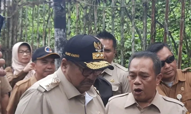 <p>30 Ribu Titik Di Jakarta Akan Dipasangi CCTV</p>