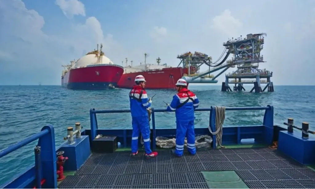 <p>FSRU Lampung Terima Pasokan LNG Dari Terminal Bontang</p>