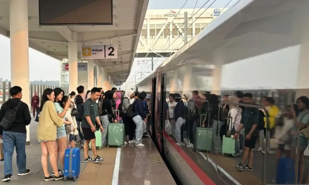 <p id="isPasted">Whoosh Gaet 87 Ribu Pelanggan WNA Sepanjang Januari-Maret 2025</p>