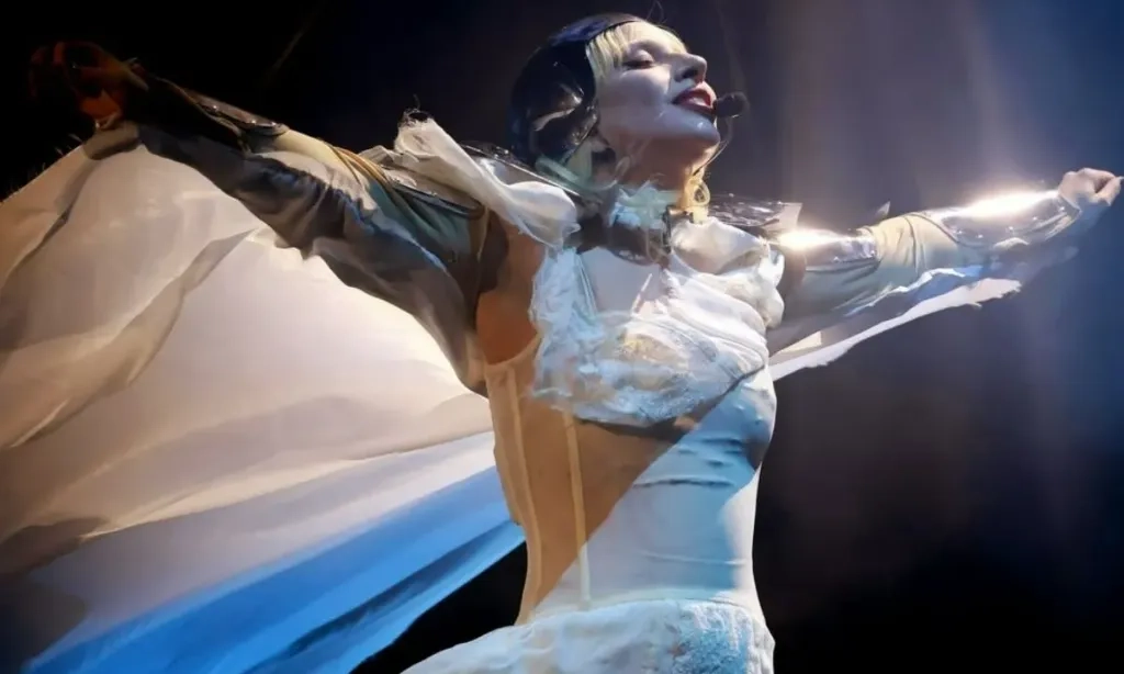 <p>Lebih Setengah Penonton Coachella Mengandalkan <em>Pay Later</em>&nbsp;</p>