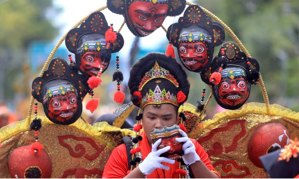 <p>Menata Cirebon Jadi Setara Jogja</p>