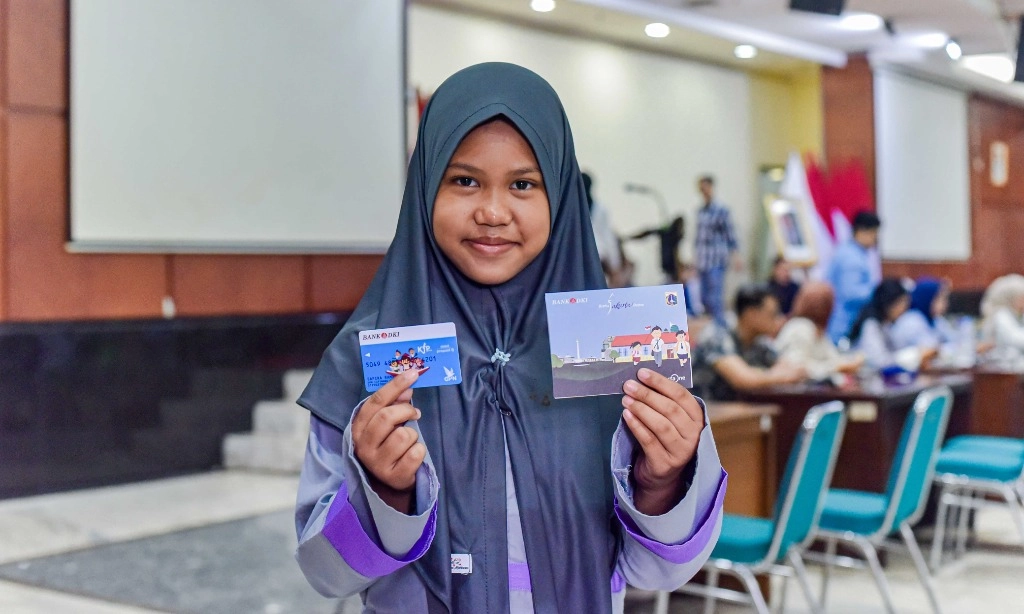 <p>Bank DKI Salurkan KJP Tahap I/2025 Bagi 43.502 Siswa Penerima Baru</p>
