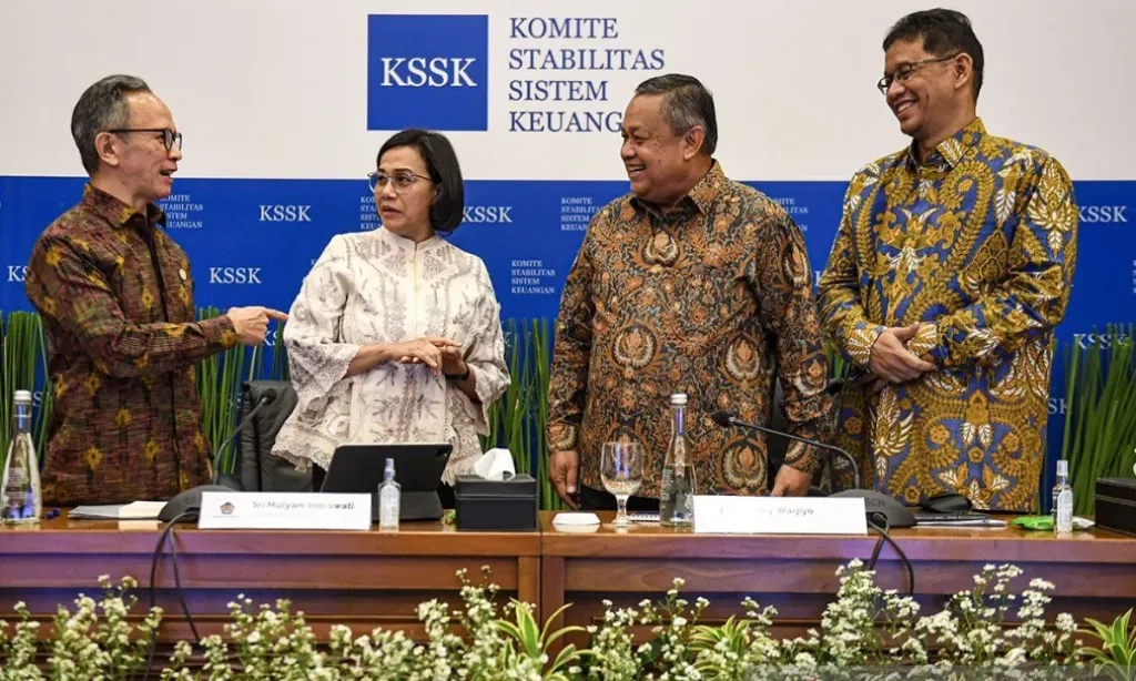 <p>Kemenkeu-OJK Ungkap Skema Kombinasi Pendanaan Kopdes Merah Putih</p>