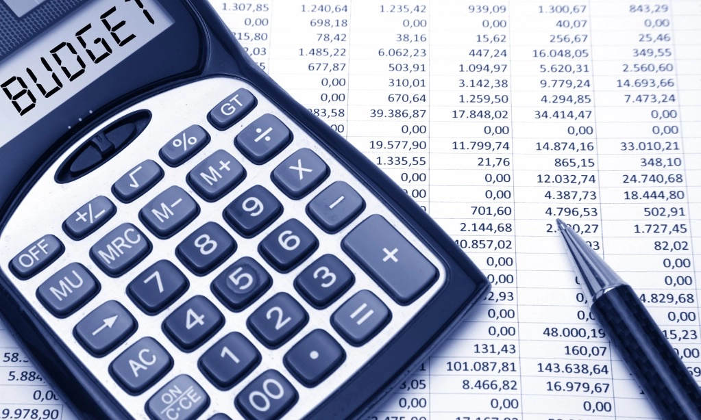 <p>DPR Ingatkan BUMD Bukan Untuk Timses Pilkada</p>