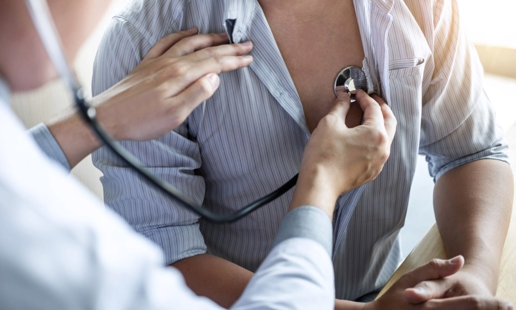 <p>Menhan Sebut RS TNI Kekurangan Dokter Spesialis</p>