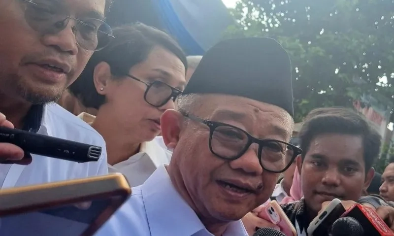 <p>Belasan Ribu Papan Tulis Interaktif Akan Dibagikan Ke Sekolah&nbsp;</p>