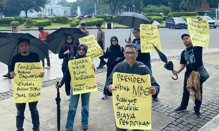 <p id="isPasted">Hardiknas, JPPI Ajukan 5 Tuntutan Pada Prabowo</p>