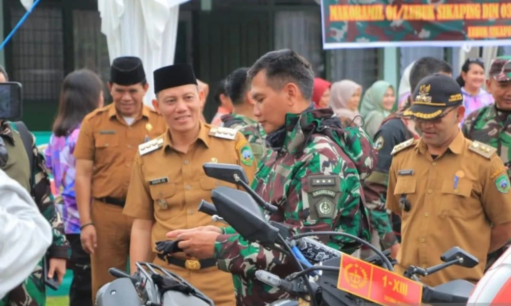 <p>Panglima TNI Batalkan Mutasi Letjen Kunto</p>