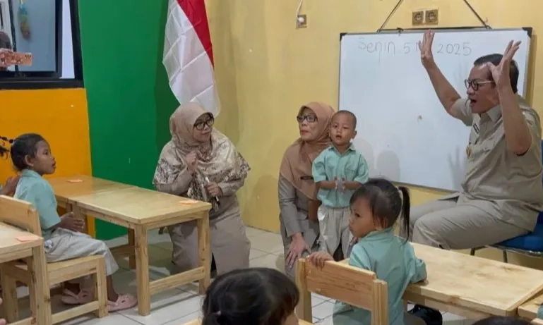 <p>Pramono Ingin Taman Anak Sejahtera Ada Di Tiap Kecamatan</p>