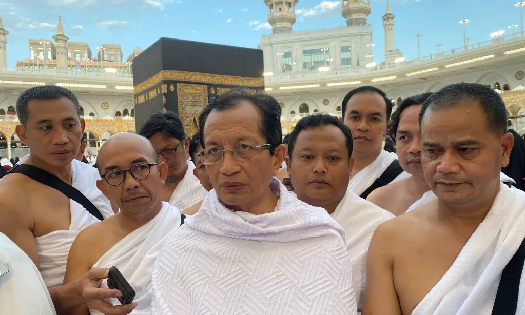 <p>Cuaca Panas di Madinah, Ini Kiat Jaga Kesehatan Dan Fisik Bagi Jemaah Haji</p>