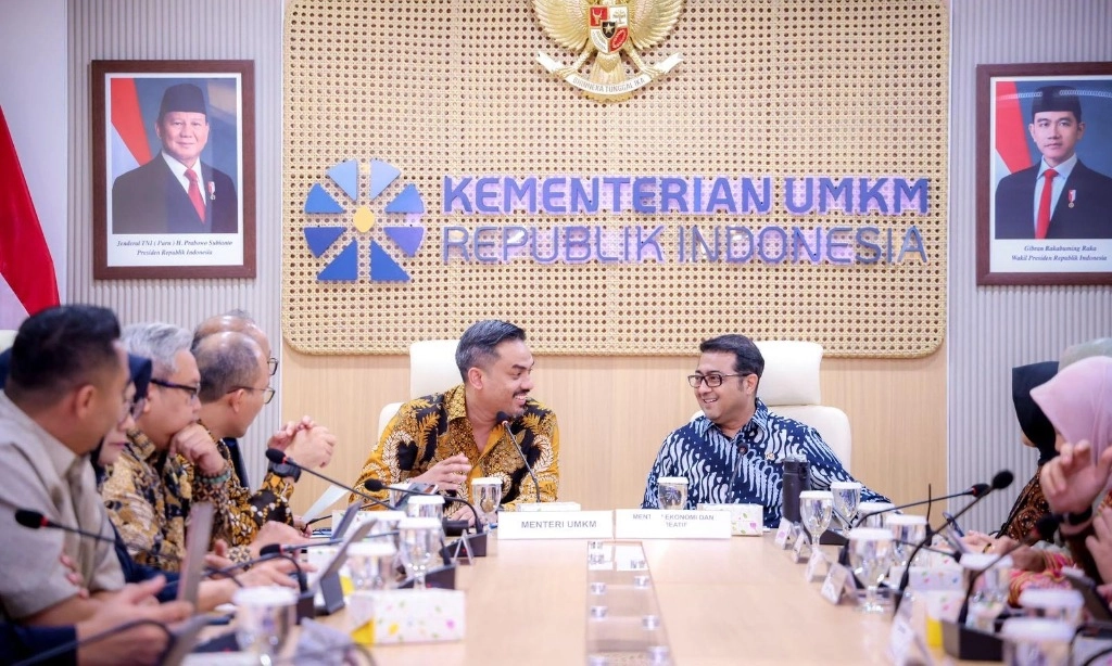 <p class="query-text-line ng-star-inserted" id="isPasted">Kabar Baik UMKM! Pemerintah Buka Peluang HKI Jadi Agunan KUR</p>