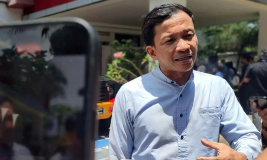 <p>Amnesty Nilai Meme Prabowo-Jokowi Ciuman Bukan Tindak Pidana</p>