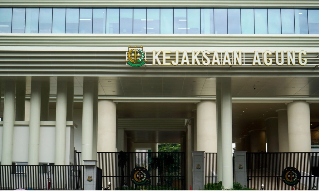 <p>Kejagung Tampik Intervensi Tangani Korupsi Satelit Kemenhan</p>