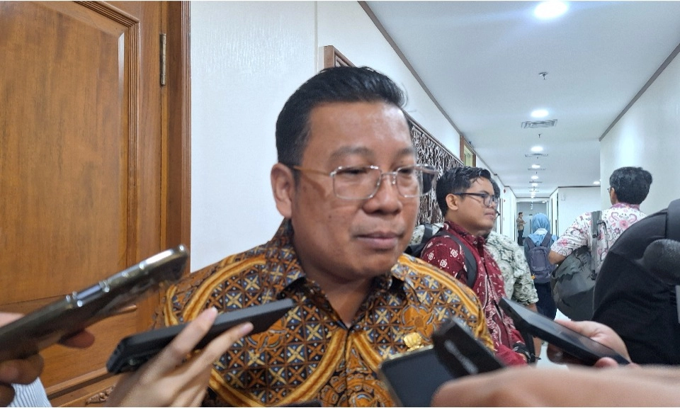 <p>Harga Beras Dunia Turun, Pemerintah Tetap Beli Gabah Petani Rp6.500/kg</p>
