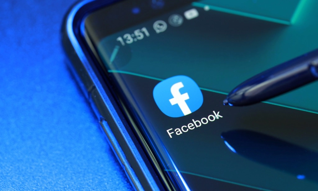 <p>DPR Minta Polisi Tindak Pengelola Grup Facebook Fantasi Sedarah</p>