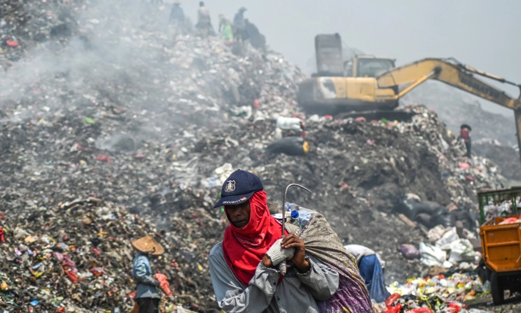 <p>Pemkab Tangerang Protes Sanksi Yang Ditetapkan KLH</p>