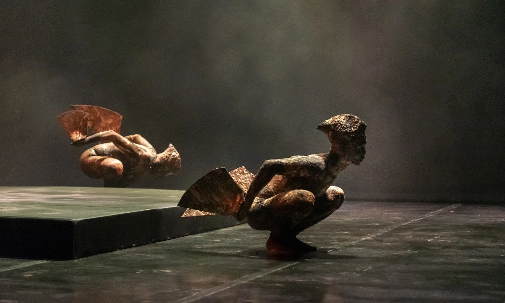 <p>Kisah 500 Juta Tahun Evolusi Dalam &quot;Ghost of Hell Creek: Stone Garuda&quot;</p>