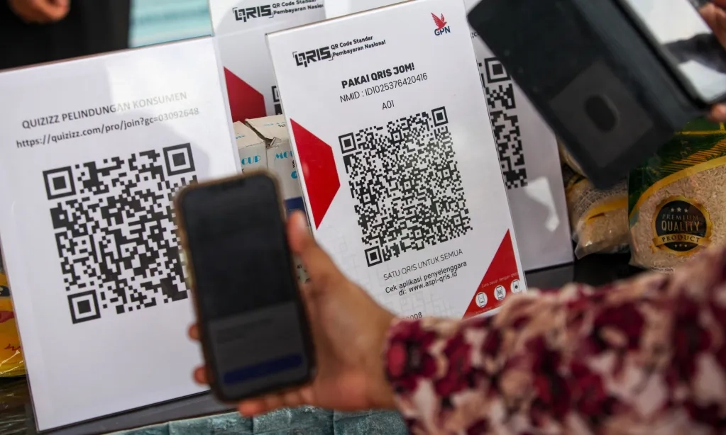 <p id="isPasted">BI: Volume Transaksi QRIS Tumbuh 154,86% Pada April 2025</p>