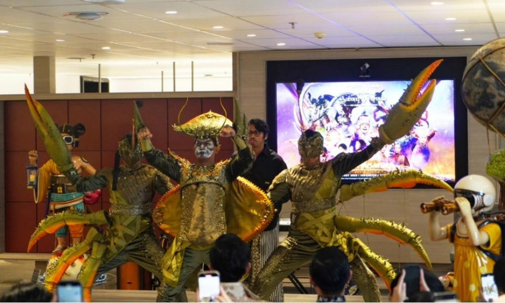 <p id="isPasted">Pagelaran Sabang Merauke 2025 Libatkan 1.500 Seniman</p>