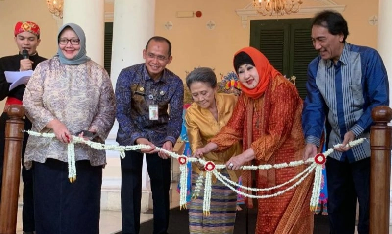 <p>Museum Tekstil Hadirkan Keindahan Wastra Akulturasi Budaya</p>