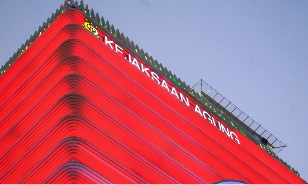 <p>Korupsi Pengadaan Laptop, Kejagung Buka Peluang Periksa Nadiem Makarim</p>