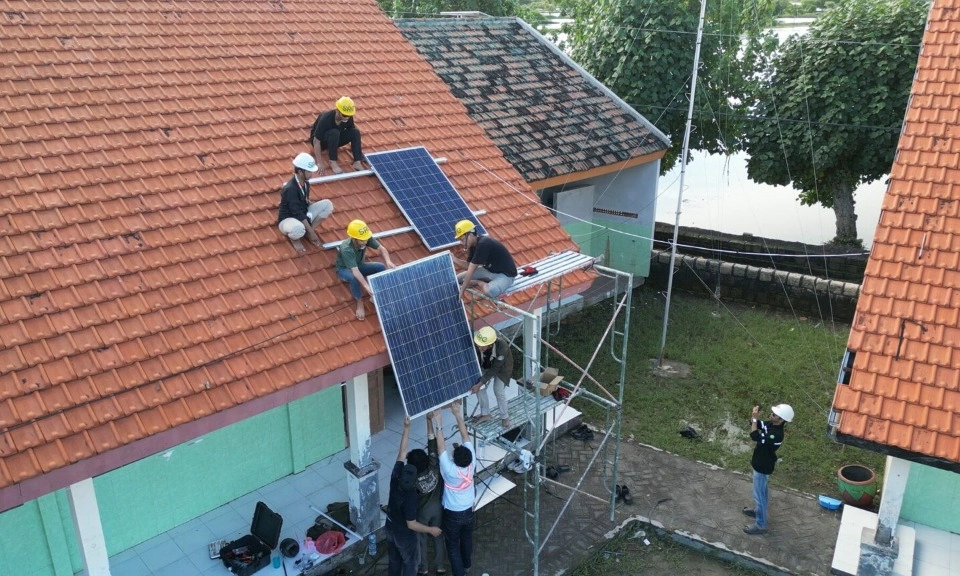 <p dir="ltr" id="isPasted">ITS Mendorong Teknologi Hijau Jadi Solusi Daerah Minim Infrastruktur</p>