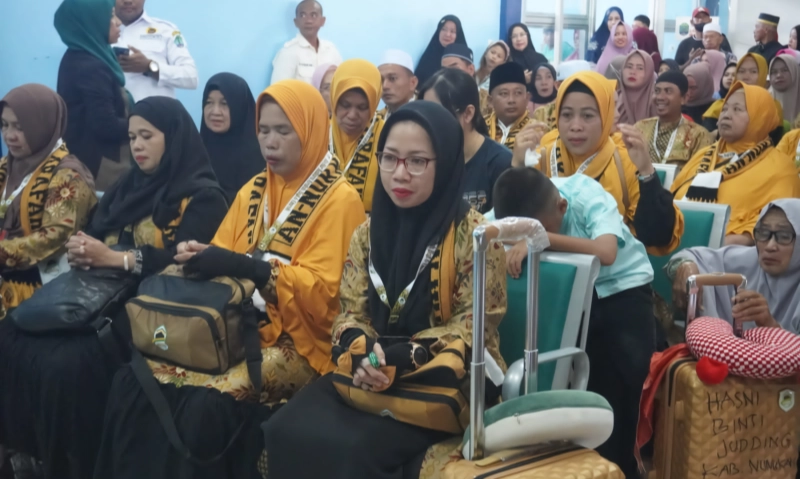 <p>Pemerintah Mesti Pastikan <em>Refund&nbsp;</em>Jemaah Haji Furoda&nbsp;</p>