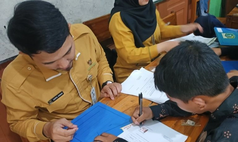<p>Pramono Dapati Ada Ijazah Ditahan Sekolah Hampir Tujuh Tahun</p>