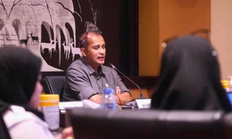 <p>Kemenkum Ingatkan Revisi KUHAP Mesti Tuntas 2025</p>