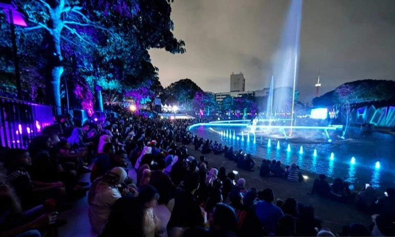 <p>Sambut HUT Jakarta, Ada Festival Cahaya Di Pulau Pramuka</p>