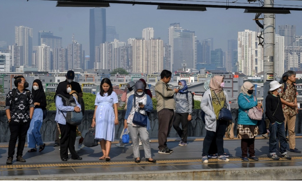 <p>Kasus Covid-19 Meningkat Di Asia, Masyarakat Diimbau Waspada</p>