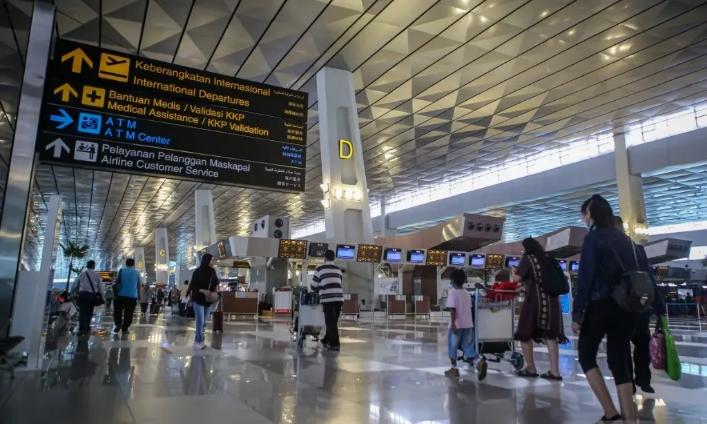 <p>Libur Iduladha, InJourney Proyeksi 37 Bandara Kedatangan 2,71 Juta Penumpang</p>