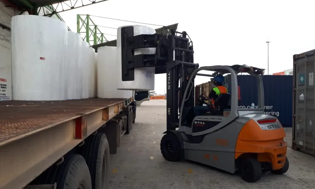 <p id="isPasted">Jelang RUPS, SMIL Optimis Bagikan Dividen 40% Dari Laba 2024</p>